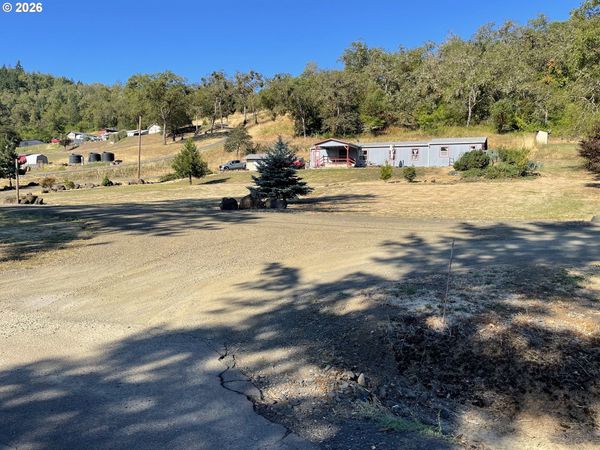 13471 OLD HIGHWAY 99, Myrtle Creek, OR 97457