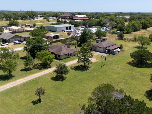 12409 Lowden LN, Manchaca, TX 78652
