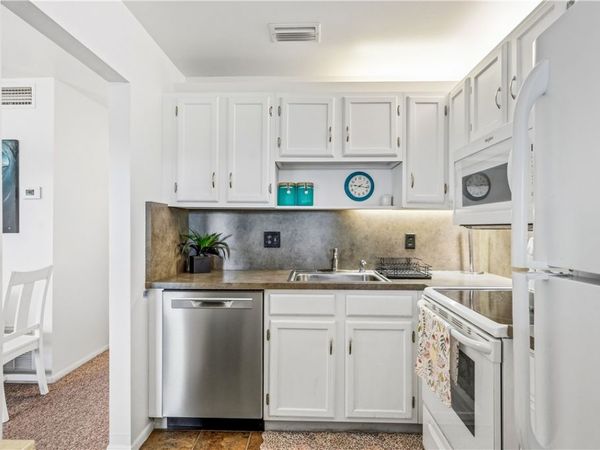 29 Pine Arbor Lane, Unit 204, Vero Beach, FL 32962