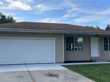 1731 SW 23rd Street, Lincoln, NE 68522