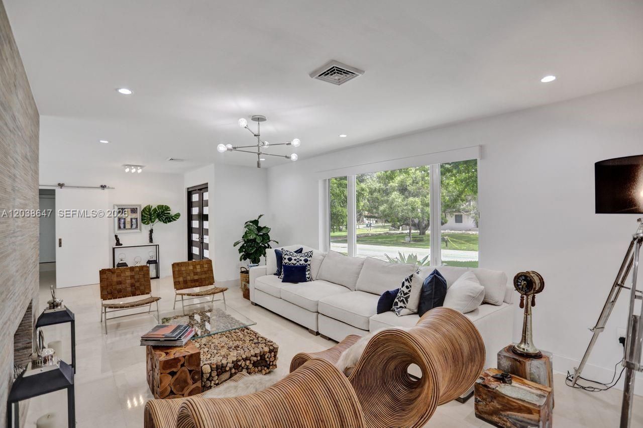 1601 Lugo Ave, Coral Gables, FL 33156 Photo