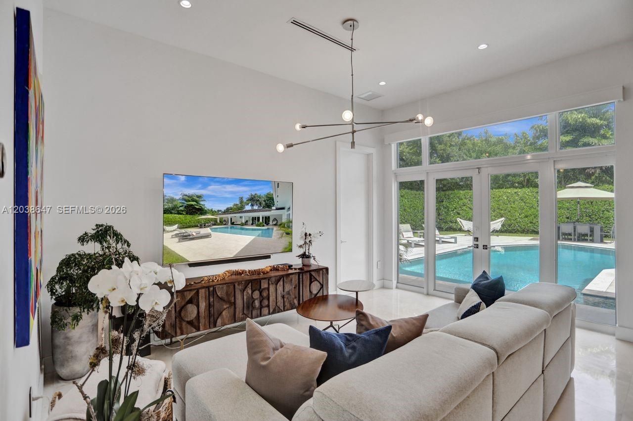 1601 Lugo Ave, Coral Gables, FL 33156 Photo