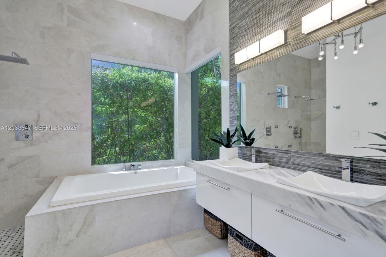 1601 Lugo Ave, Coral Gables, FL 33156 Photo