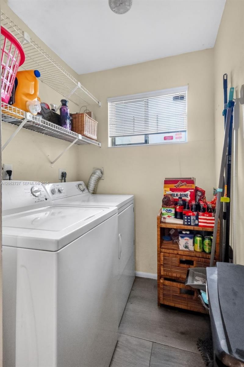 2377 N 37th Ave , Hollywood, FL 33021 Photo
