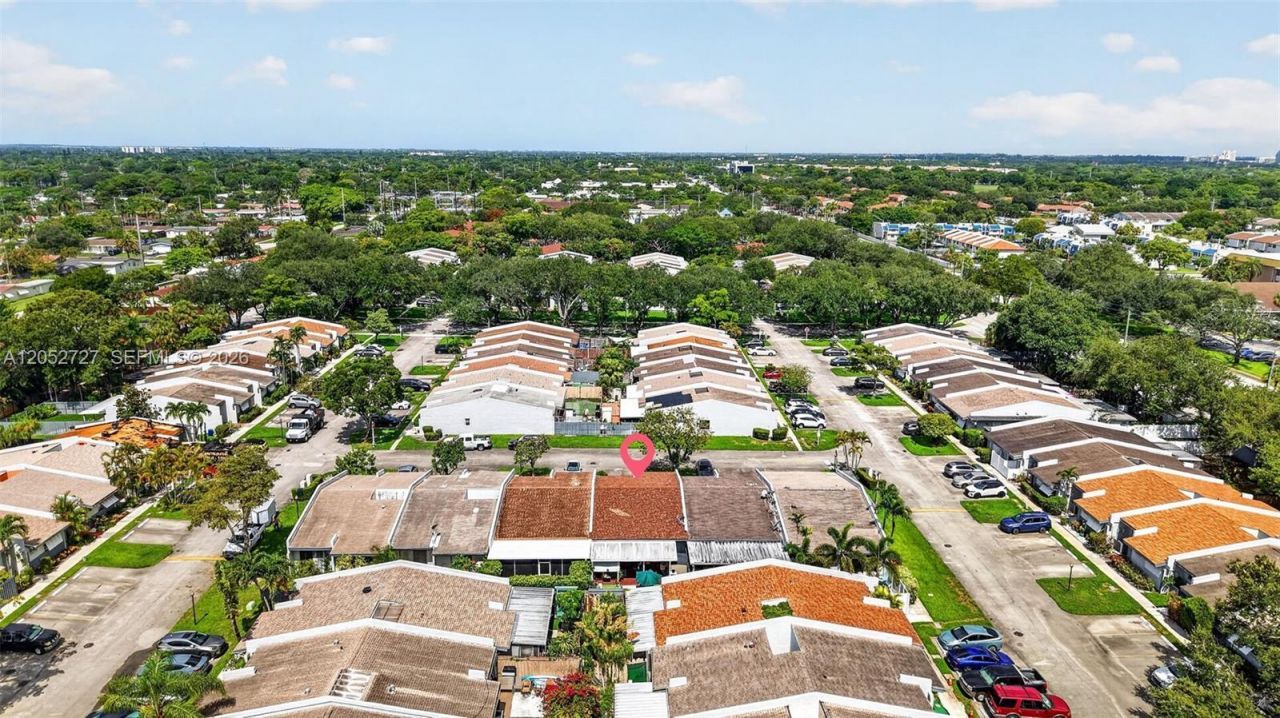 2377 N 37th Ave , Hollywood, FL 33021 Photo