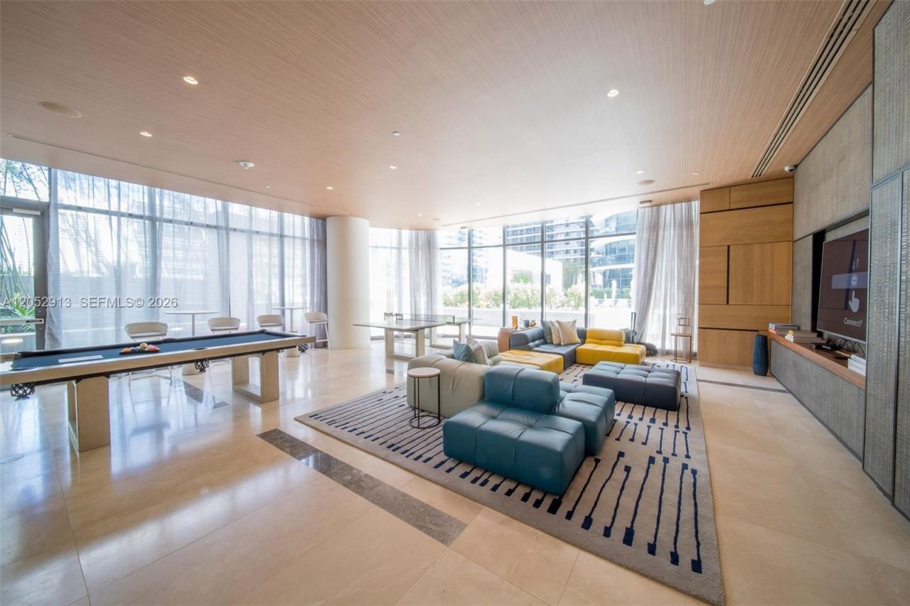 55 SW 9th St , Unit 3207, Miami, FL 33130 Photo