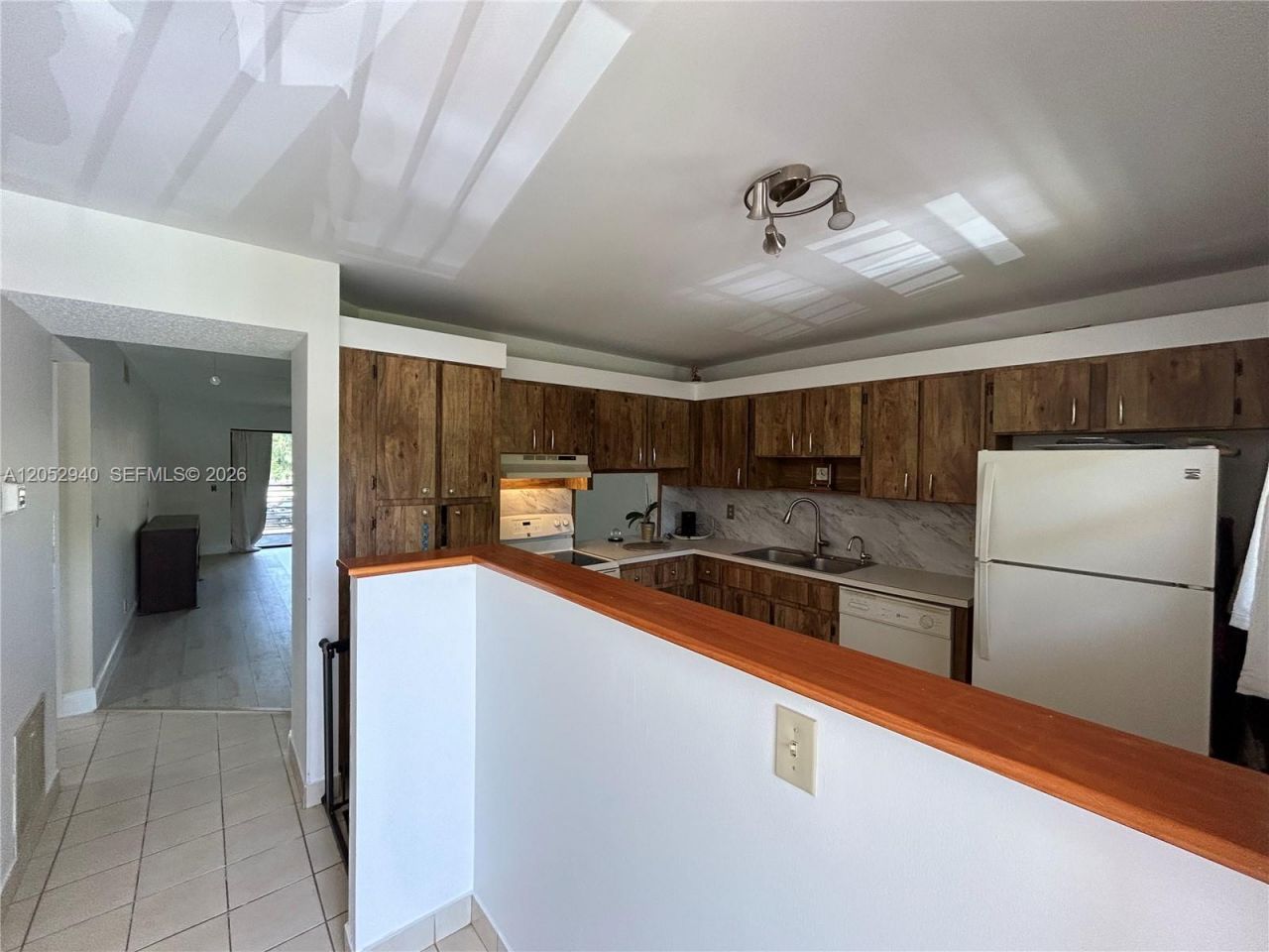 200 Gate Rd , Unit 202, Hollywood, FL 33024 Photo