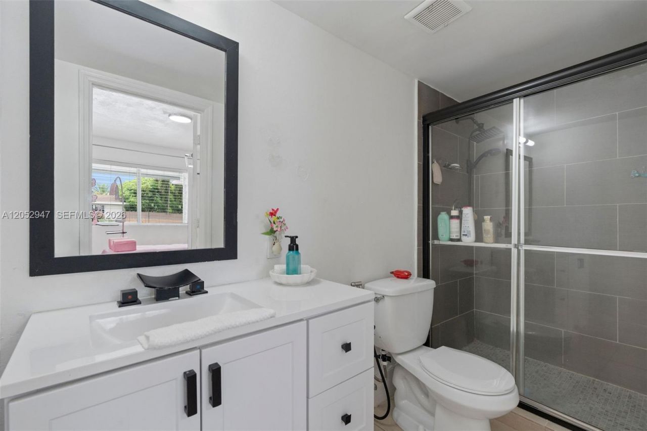 7933 Madeira St, Miramar, FL 33023 Photo