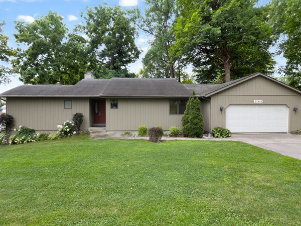 22403 Maple Row Street, Cassopolis, MI 49031