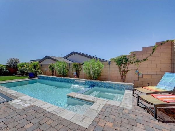 10401 Wedgedale Avenue, Las Vegas, NV 89166