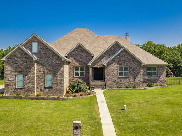 67 Wellington Place, Cabot, AR 72023