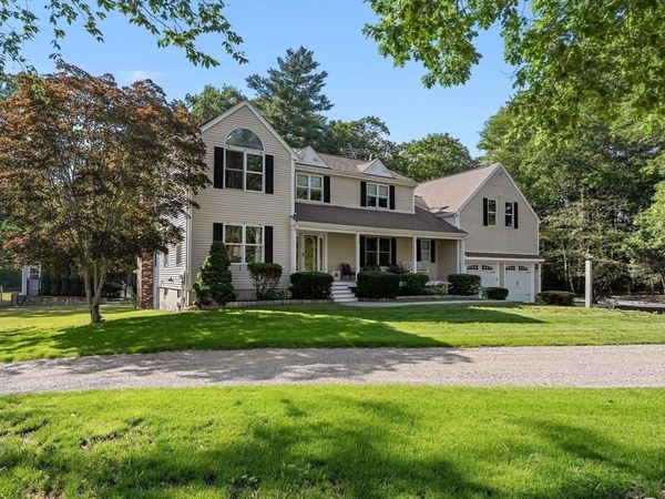 1 Pat Rose Way, Rockland, MA 02370