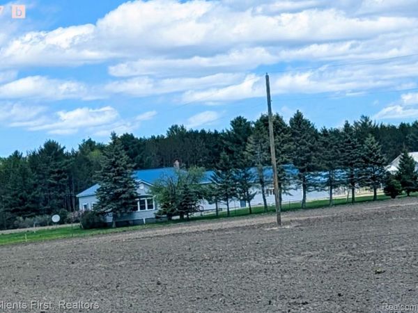 342 N Chambers Road, Tawas Township, Mi 48763