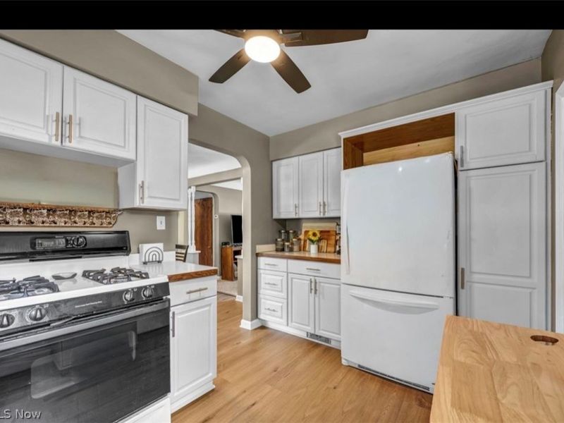 1699 Lyndhurst, Lyndhurst, OH 44124 Photo 13