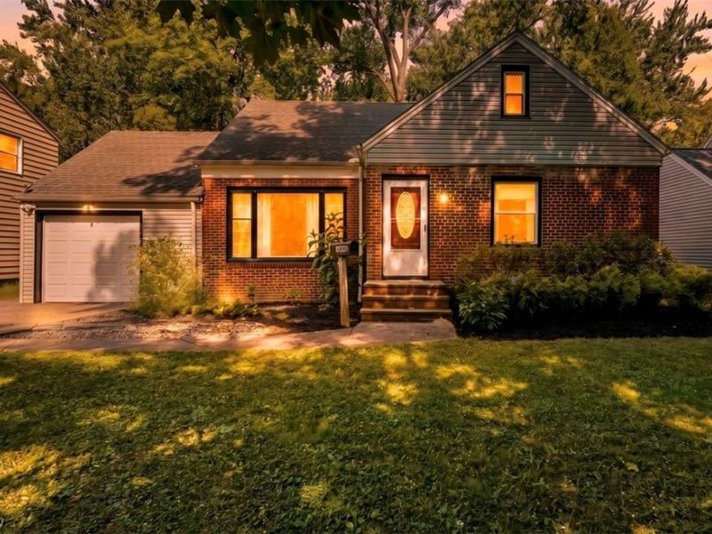 1699 Lyndhurst, Lyndhurst, OH 44124 Photo 2