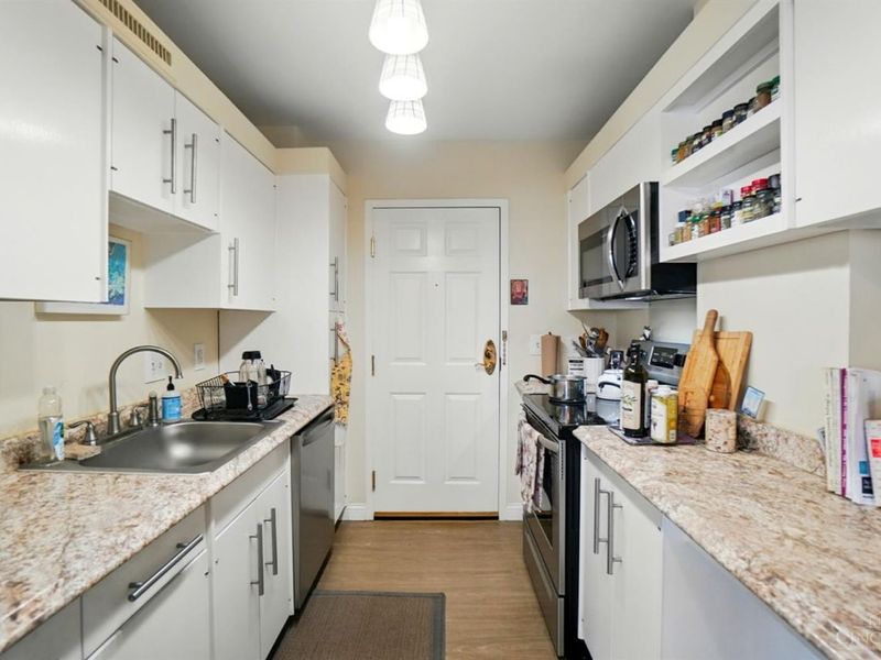 2200 Victory Parkway, Unit 1601, Cincinnati, OH 45206 Photo 11