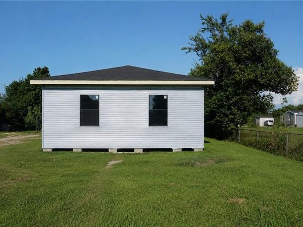 187 E 6TH Street , Edgard, LA 70049