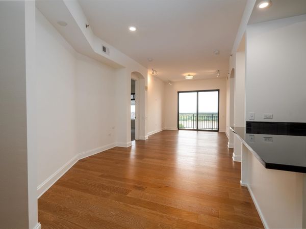 717 S RIVERSIDE DR, Unit 1108, Memphis, TN 38103