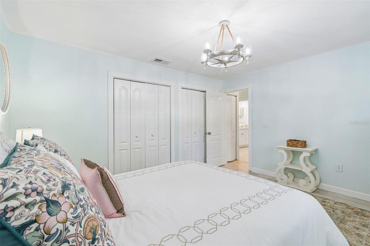 4627 Trails Drive , Sarasota, FL 34232 Photo
