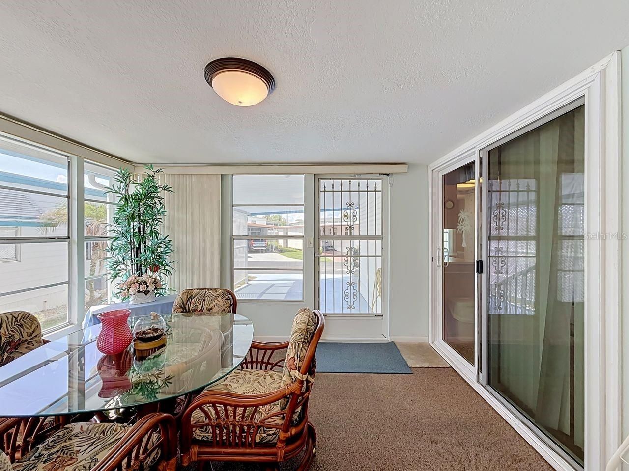176 Sunset Drive , Tavares, FL 32778 Photo