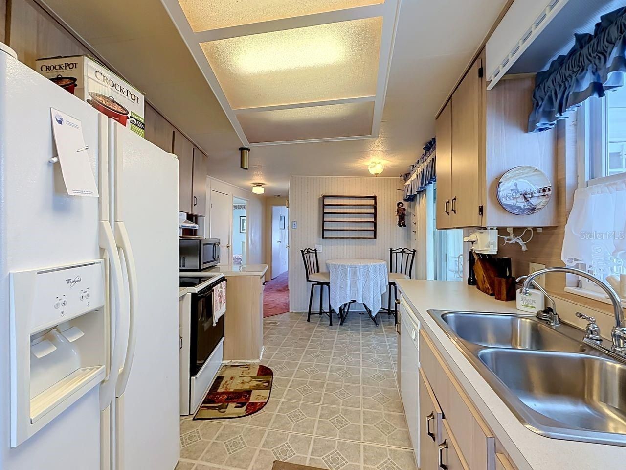 176 Sunset Drive , Tavares, FL 32778 Photo