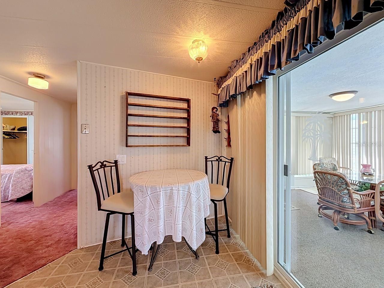 176 Sunset Drive , Tavares, FL 32778 Photo
