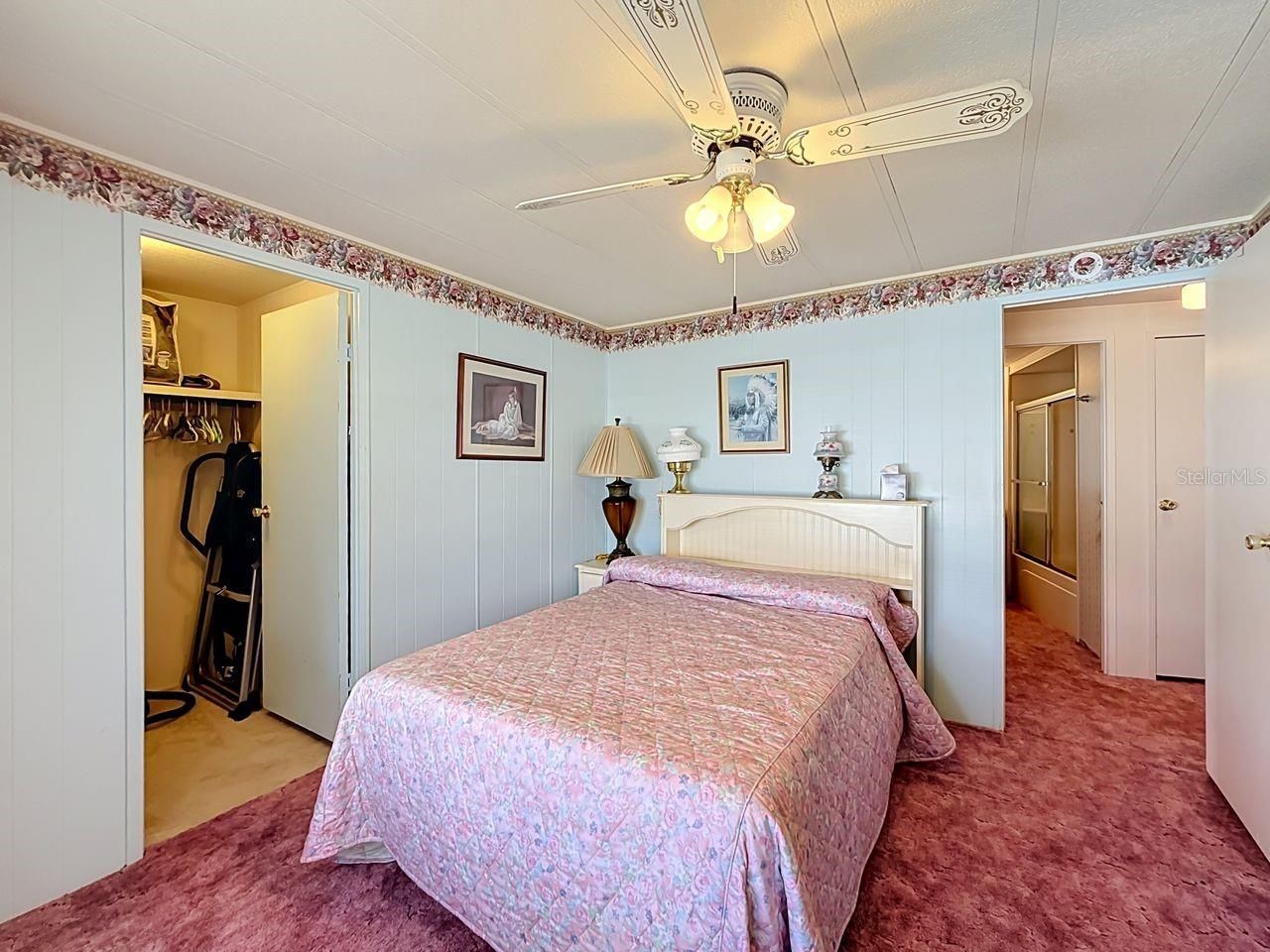 176 Sunset Drive , Tavares, FL 32778 Photo