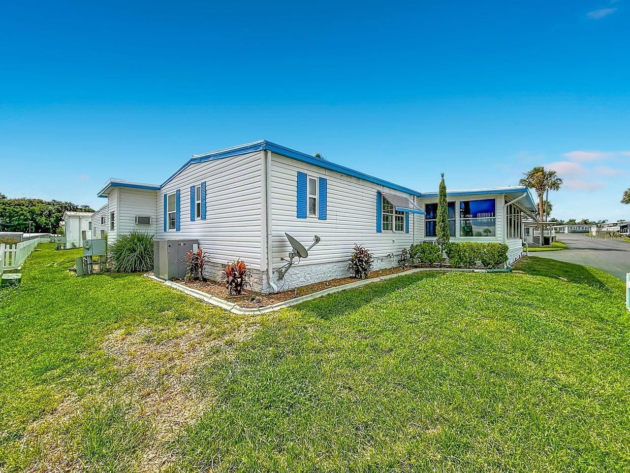 176 Sunset Drive , Tavares, FL 32778 Photo