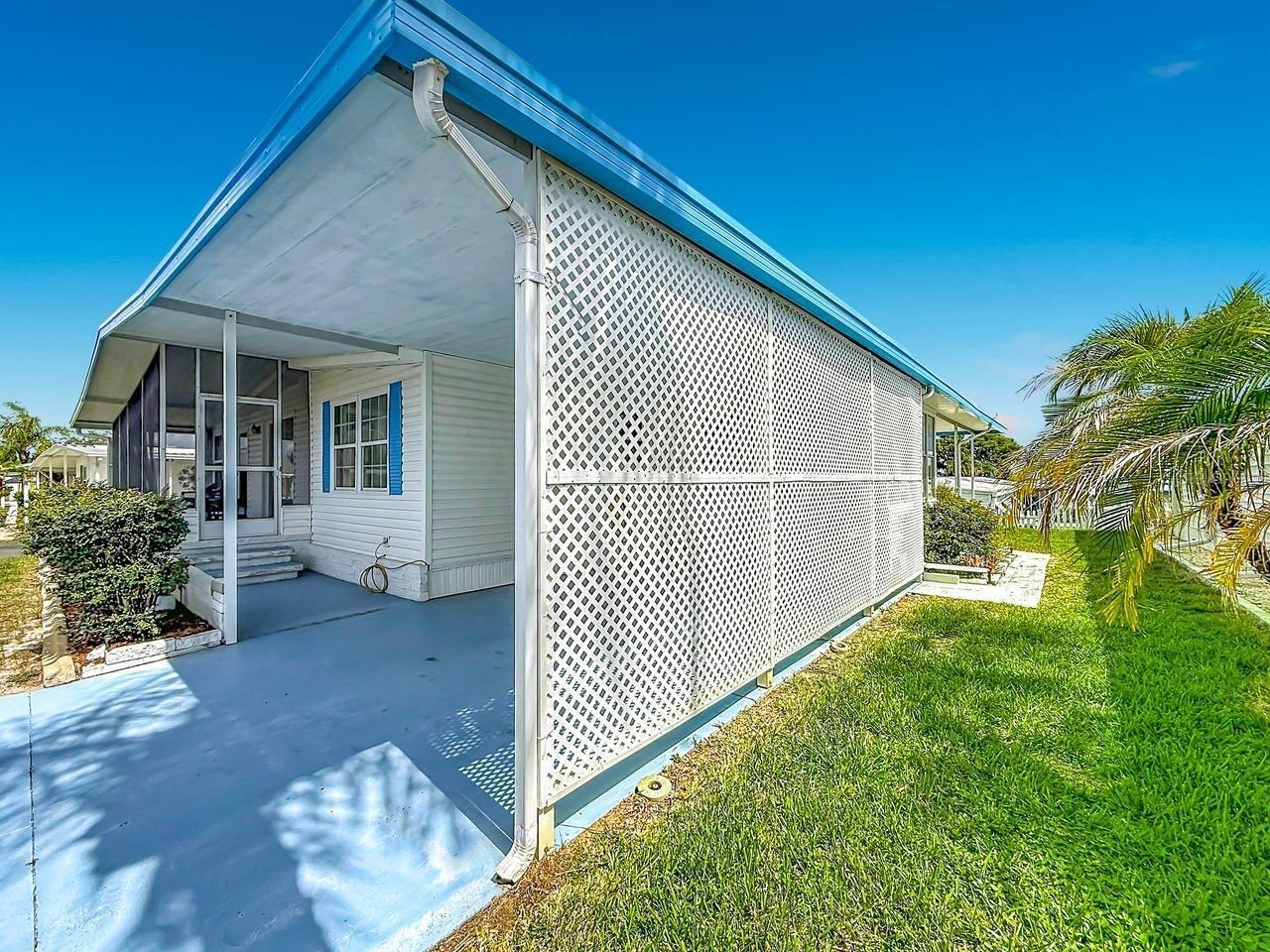 176 Sunset Drive , Tavares, FL 32778 Photo