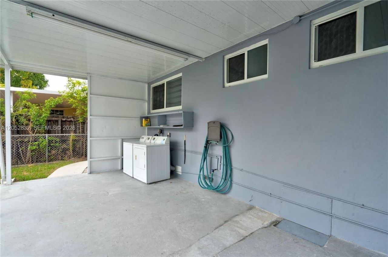 3635 SW 88th Ct, Miami, FL 33165 Photo