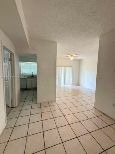 2421 NW 96th Ter , Unit 20J, Pembroke Pines, FL 33024 Photo