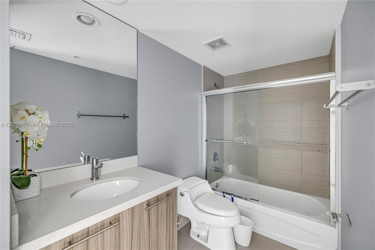 6700 Indian Creek Dr , Unit 1205, Miami Beach, FL 33141 Photo
