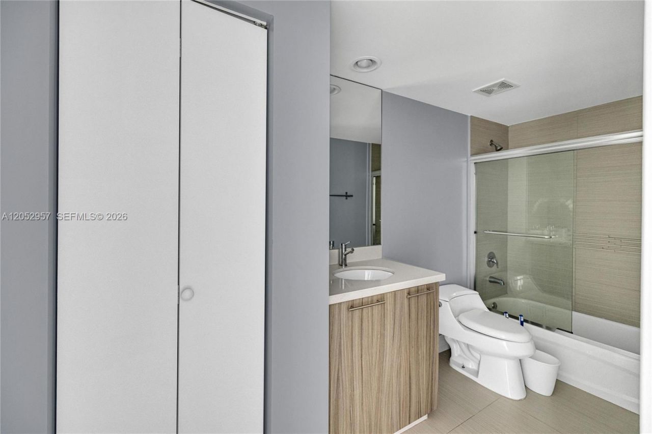 6700 Indian Creek Dr , Unit 1205, Miami Beach, FL 33141 Photo