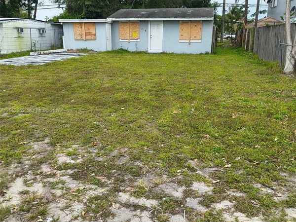 214 N 61st Ter , Hollywood, FL 33024
