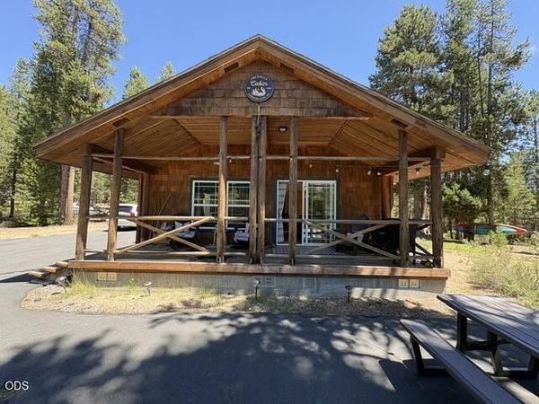 142015 Blue Sky Way, Crescent Lake, OR 97733