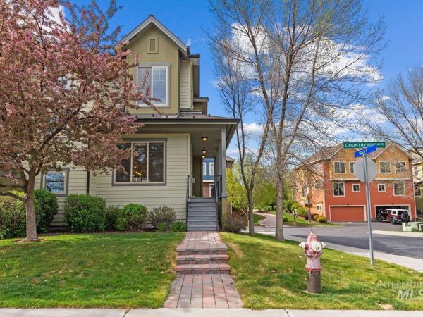 861 Countryside Blvd, Hailey, ID 83333