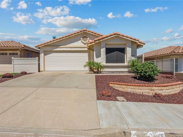 28333 Calle Lustrosos, Menifee, CA 92585