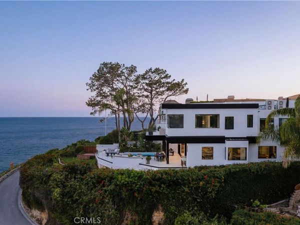 212 Hazel Drive, Corona Del Mar, CA 92625