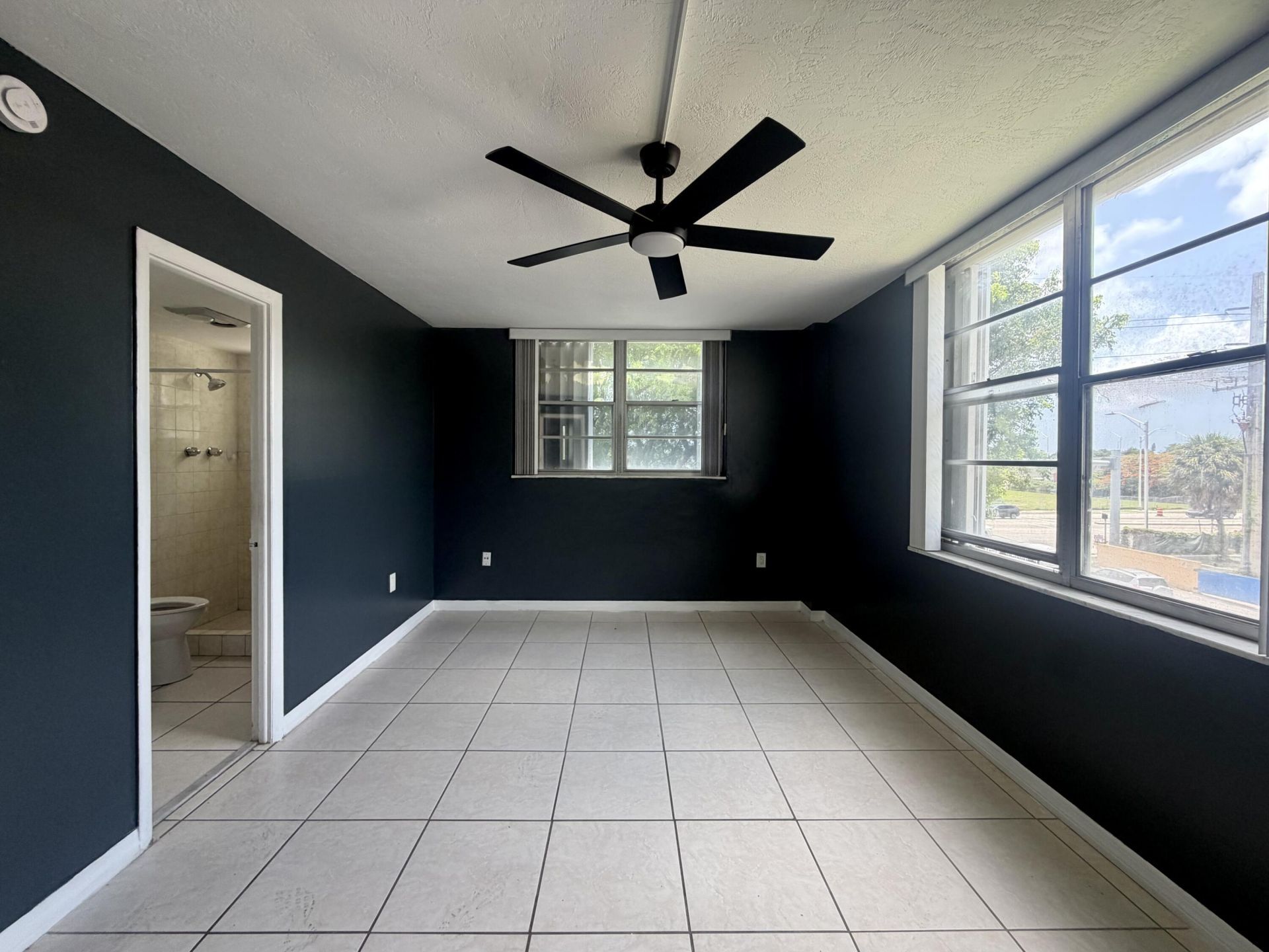 15600 NW 7th Avenue, Unit 303, Miami, FL 33169 Photo