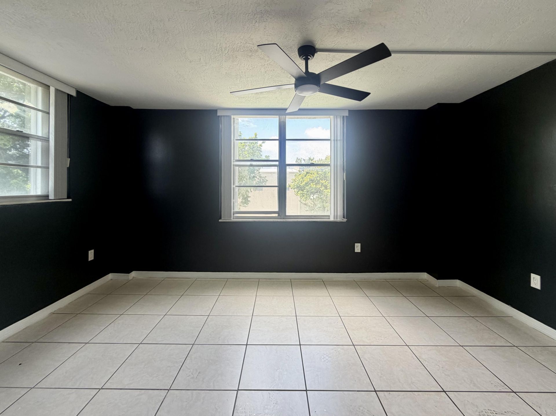 15600 NW 7th Avenue, Unit 303, Miami, FL 33169 Photo