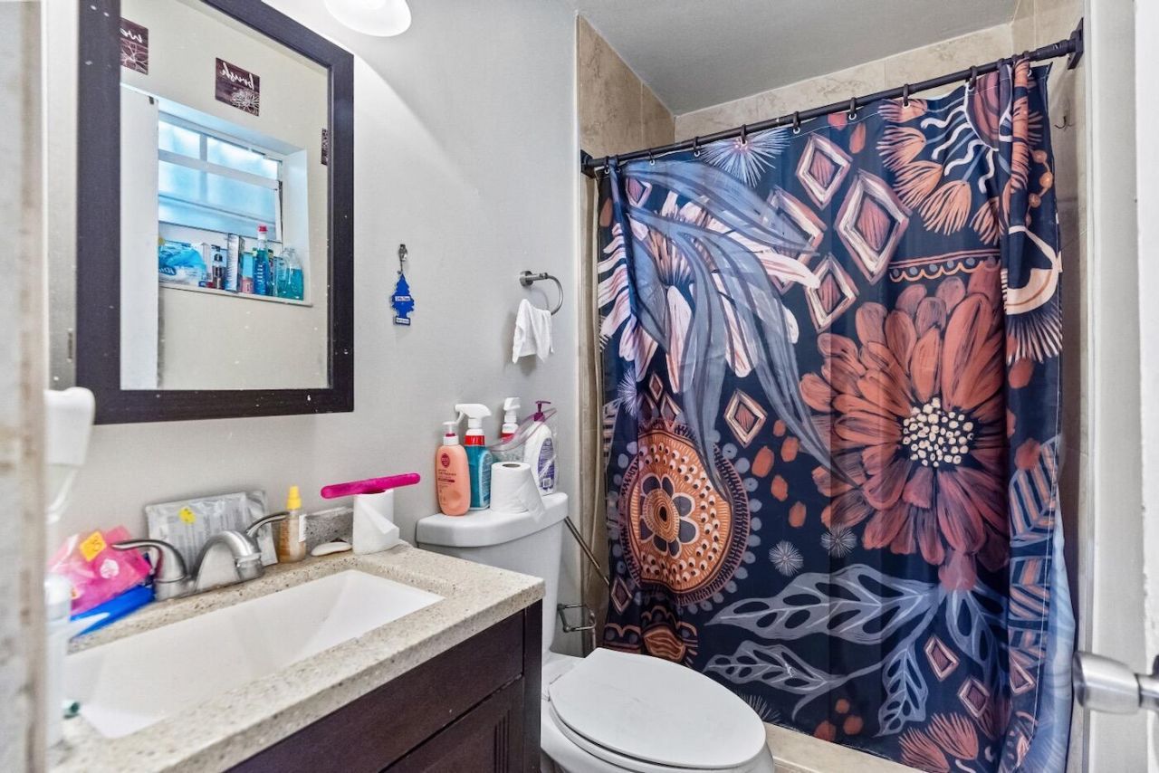 3031 NW 69th Terrace, Miami, FL 33147 Photo