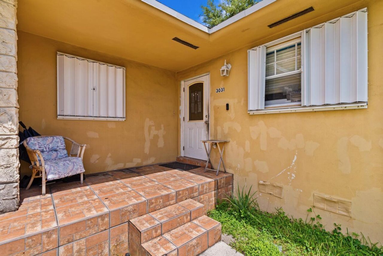3031 NW 69th Terrace, Miami, FL 33147 Photo