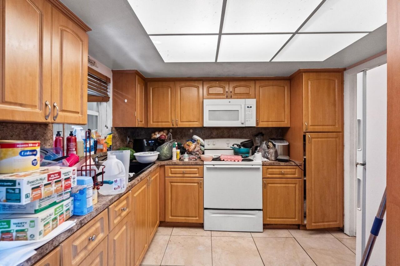 3031 NW 69th Terrace, Miami, FL 33147 Photo