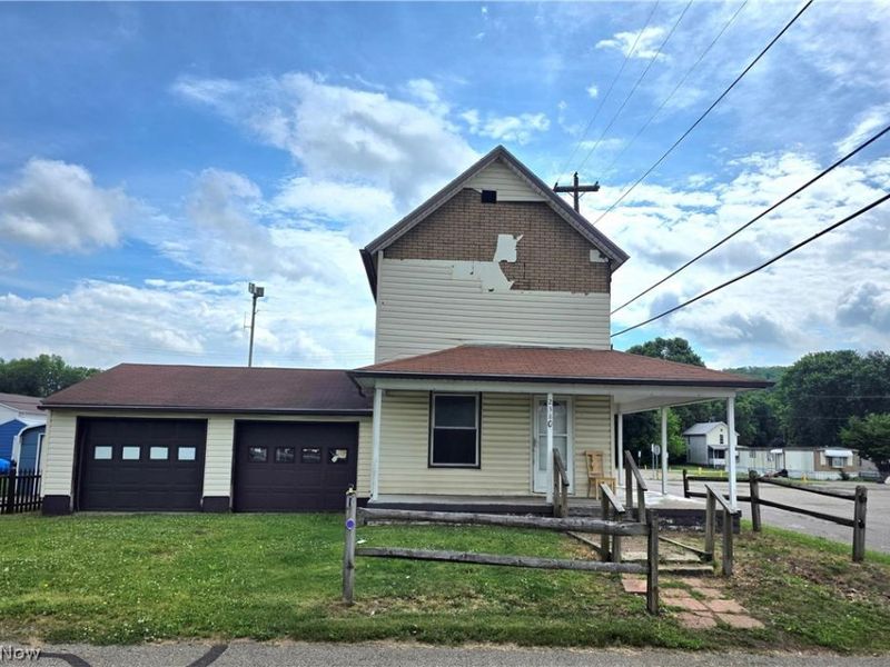 2380 S Lawn Avenue, Coshocton, OH 43812 Photo 6