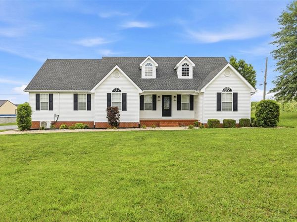 2368 Noah Bledsoe Road , Smiths Grove, KY 42171