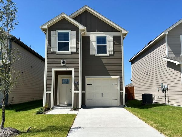634 White Ash Drive, Princeton, TX 75407