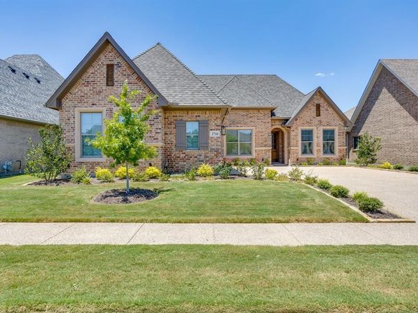 2716 River Path Court, Burleson, TX 76028