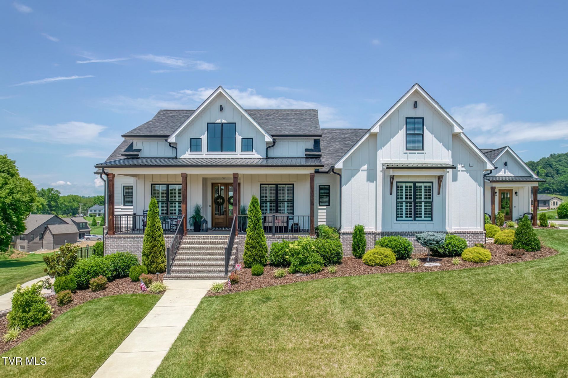 1385 Chadsworth Lane, Johnson City, TN 37601 Main Photo