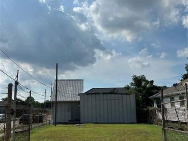 3900 GENERAL OGDEN Street , New Orleans, LA 70118