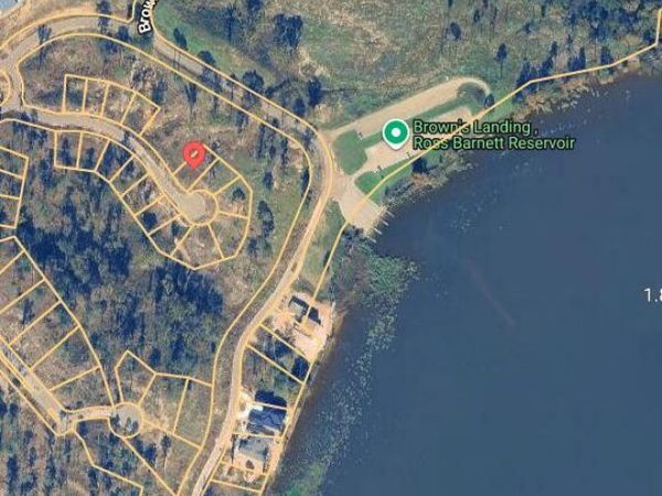114 Calliope Park, Canton, MS 39046